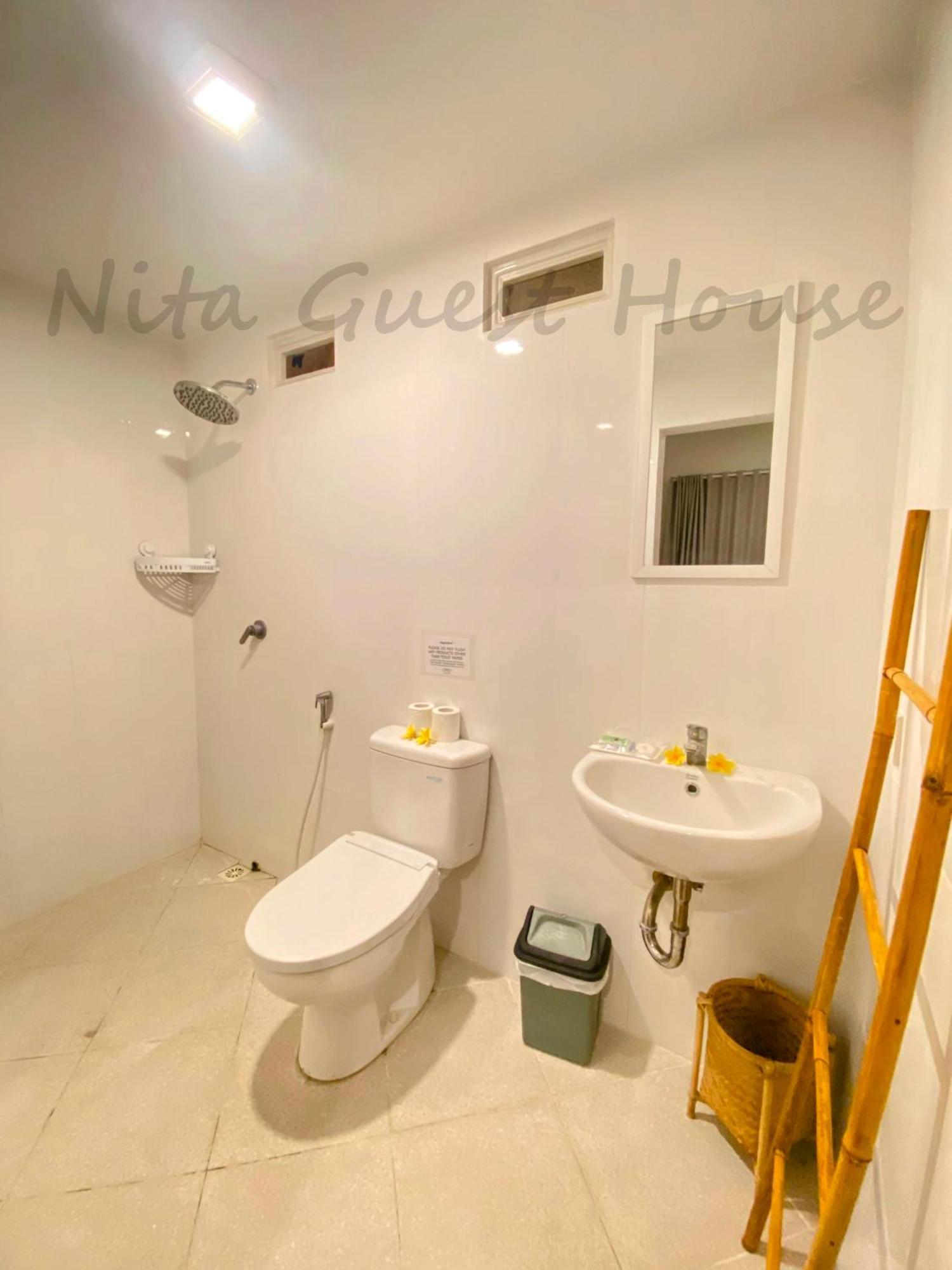 Nita Guest House Bali Canggu  Bagian luar foto
