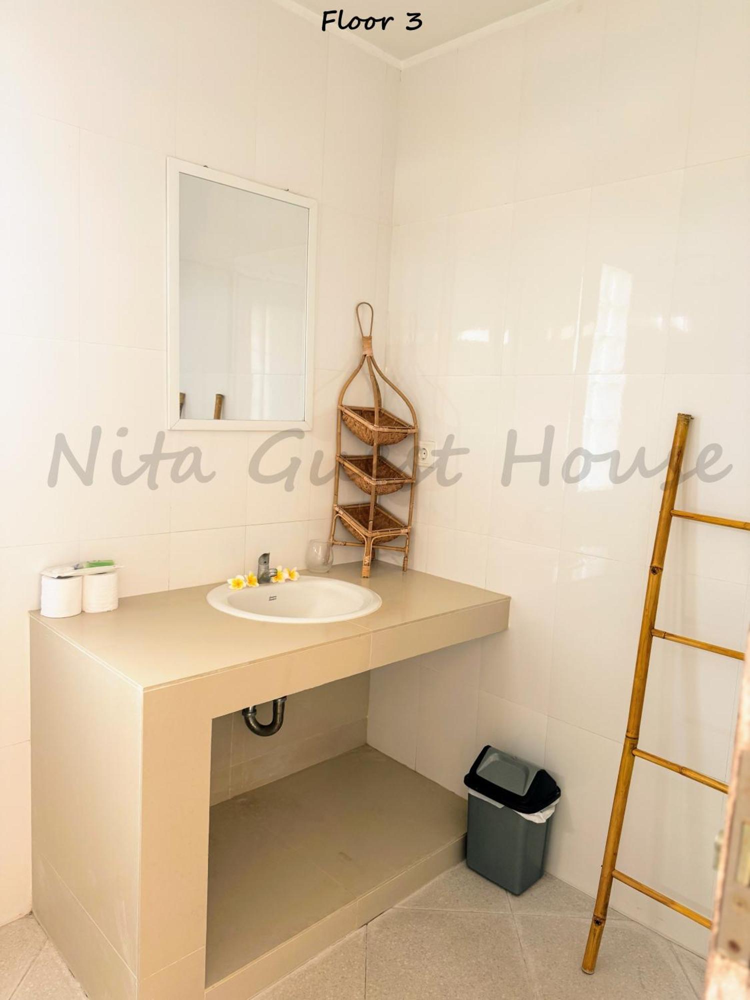 Nita Guest House Bali Canggu  Bagian luar foto
